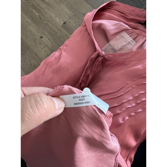 NWT J. Crew Women's Featherweight satin tie-neck top XS Bd798 ($98) - Picture 8 of 8